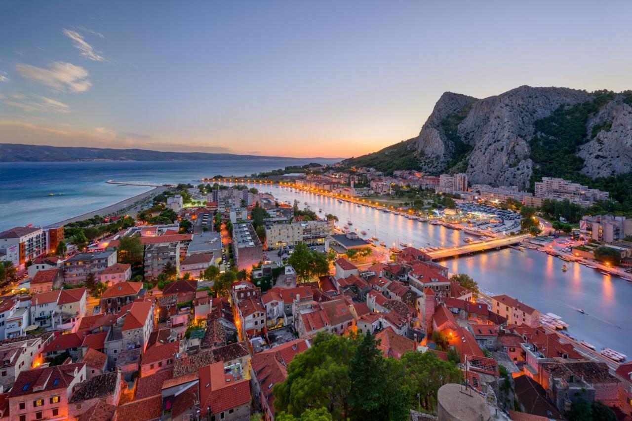 Pirates' Bay Apartment - Omis Exterior photo